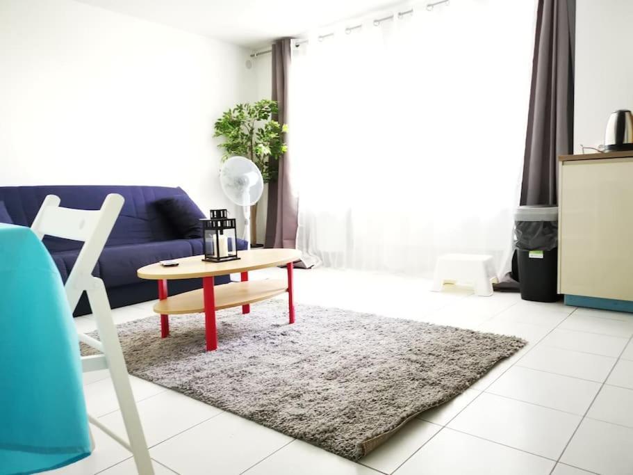Studio De Charme A 30 Min De Paris, 5 Min D'Evry Apartment Ris-Orangis Bagian luar foto